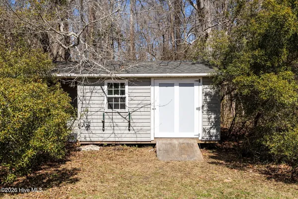 $685,000 | 641 Edgewood Avenue, Newport, NC 28570