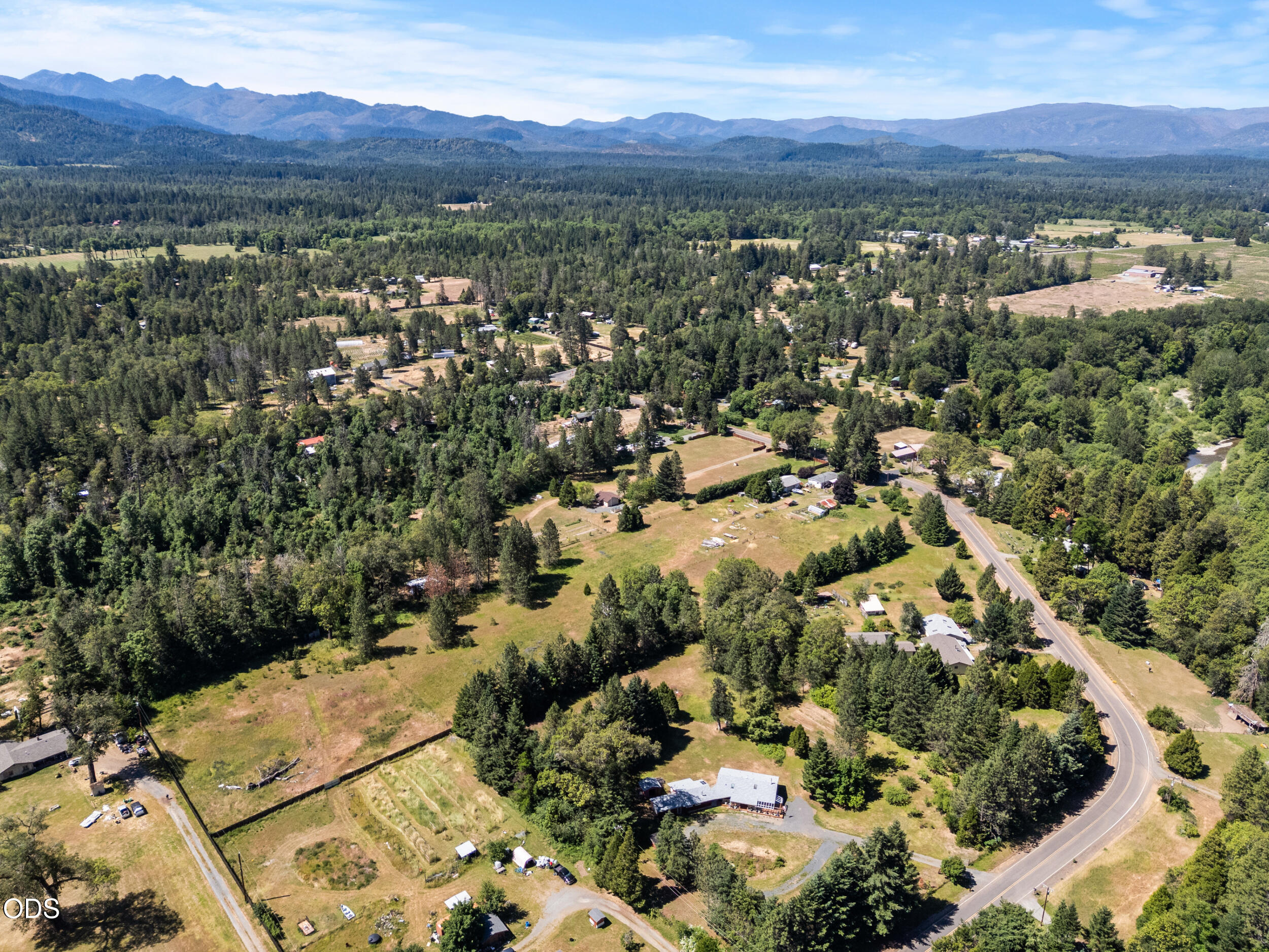 225 Hummingbird Road Cave Junction, OR 97523 - Photo 27 of 36 26_225 hummingbird rd - drone - 02