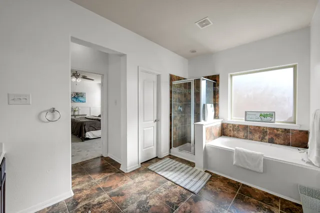 $425,000 | 9972 Western Ridge Way, Conroe, TX 77385