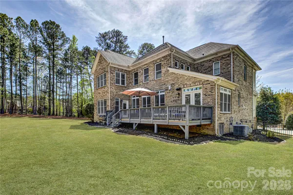 $962,000 | 13203 Coyote Creek Court, Charlotte, NC 28278