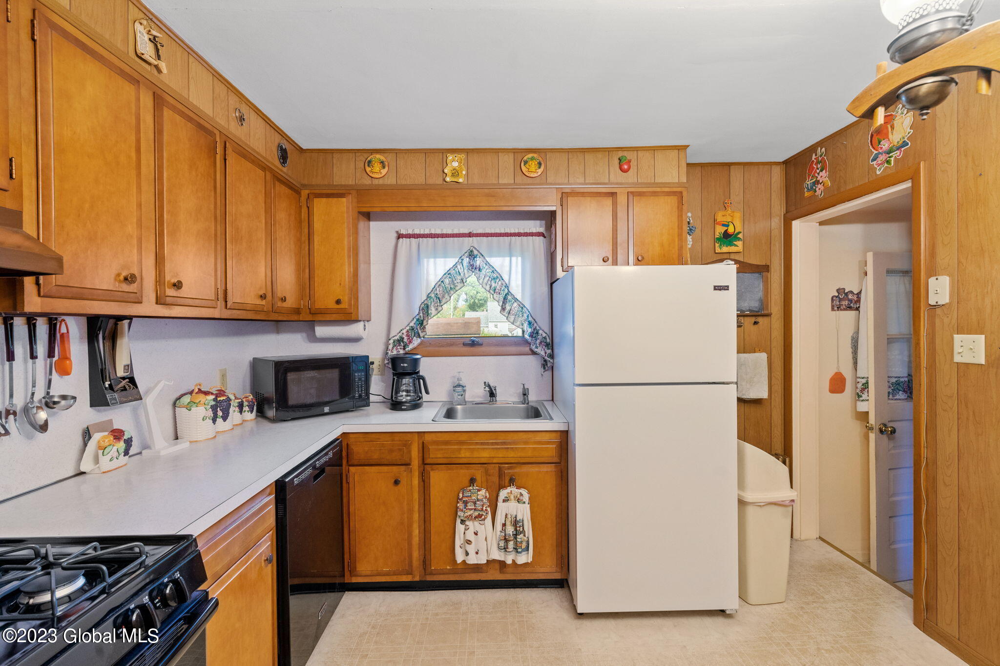 1004 Bill Road Schenectady, NY 12303 - Photo 20 of 55 30-web-or-mls-1004-bill-rd