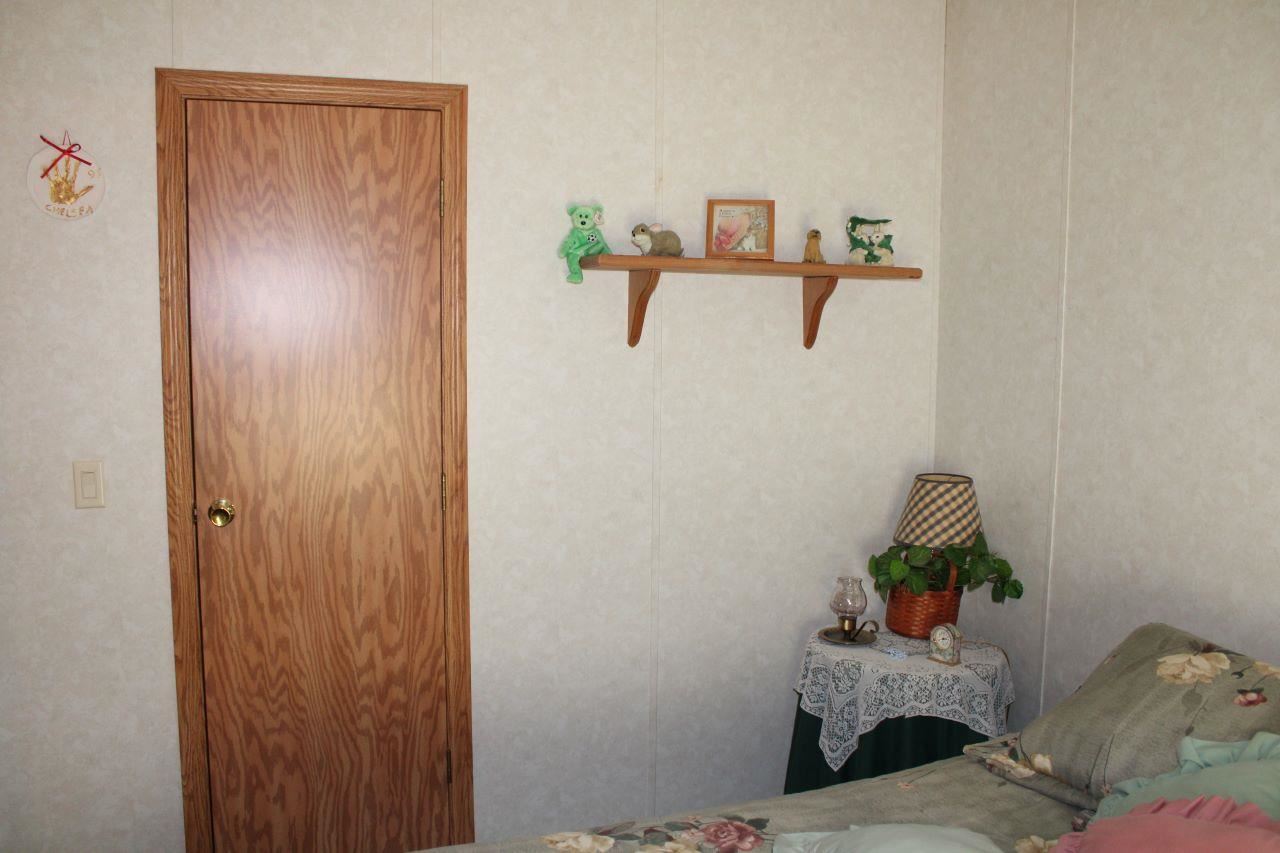 8774 Mockerman Road Southeast Fife Lake, MI 49633 - Photo 39 of 52 1888514-38.JPG