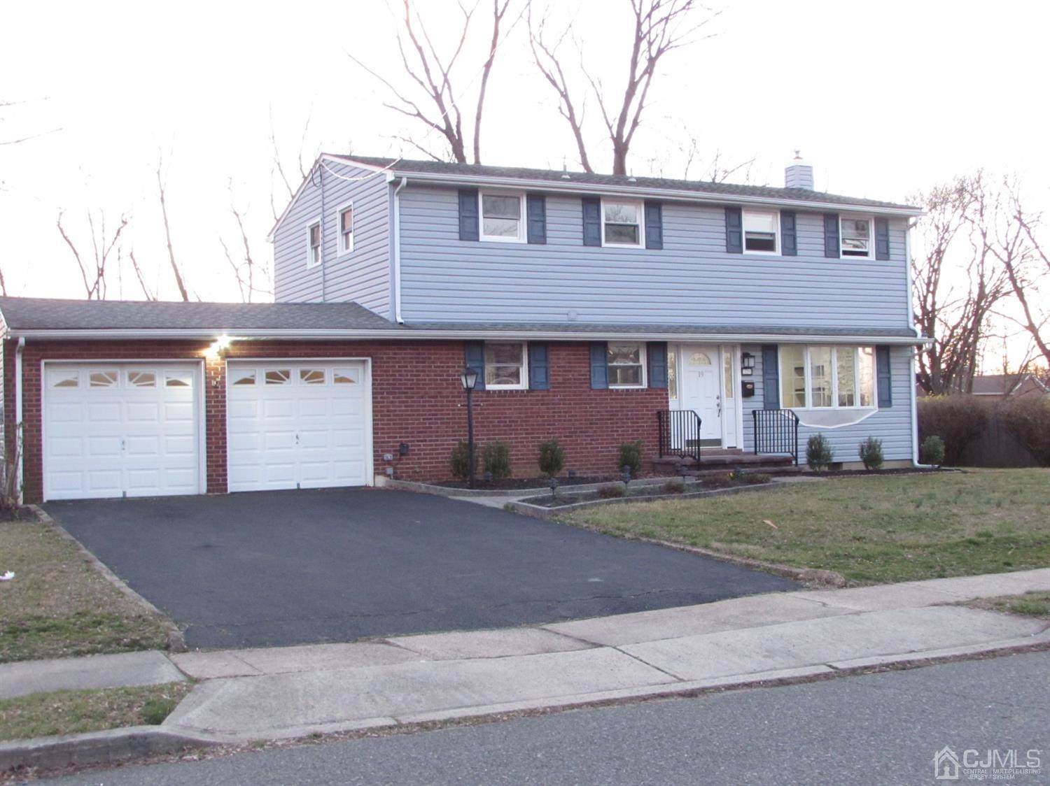 19 Pearl Road East Brunswick, NJ 08816 - Photo 1 of 37 Gallery Image 1