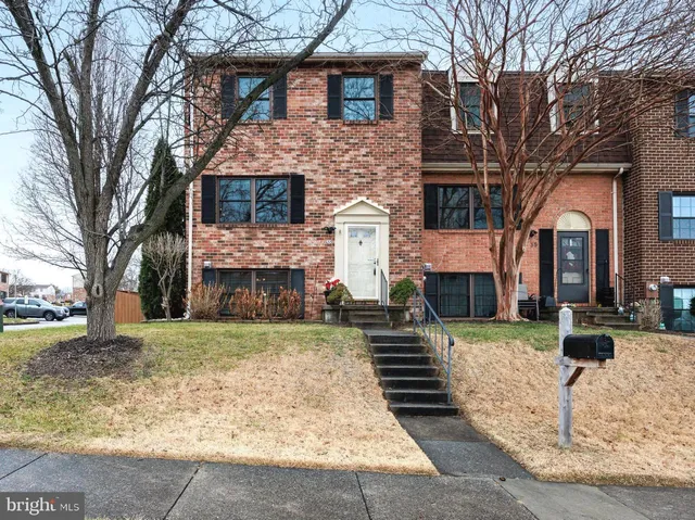 $389,000 | 33 Badger Gate Court, Baltimore, MD 21228