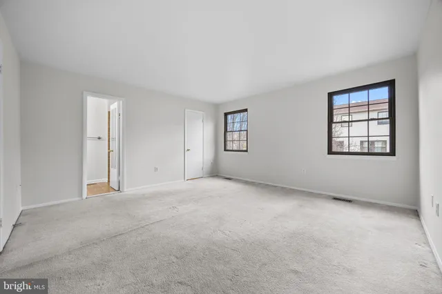 $389,000 | 33 Badger Gate Court, Baltimore, MD 21228