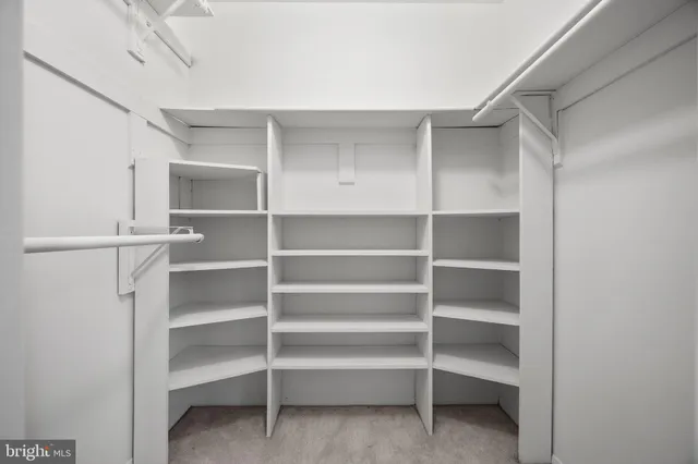 $389,000 | 33 Badger Gate Court, Baltimore, MD 21228