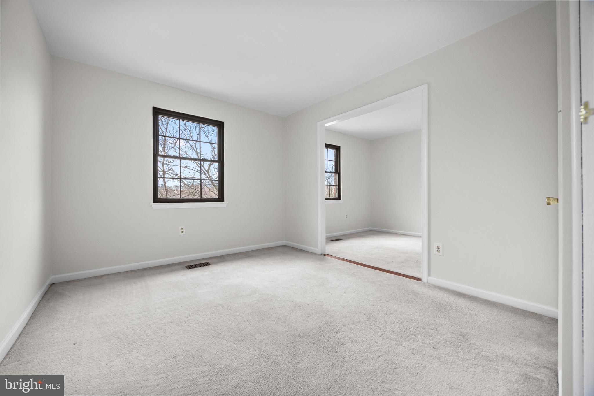 33 Badger Gate Court Baltimore, MD 21228 - Photo 29 of 39 a view of an empty room with a window