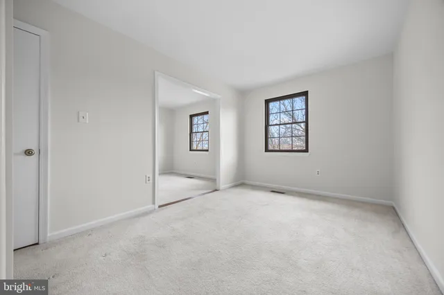 $389,000 | 33 Badger Gate Court, Baltimore, MD 21228