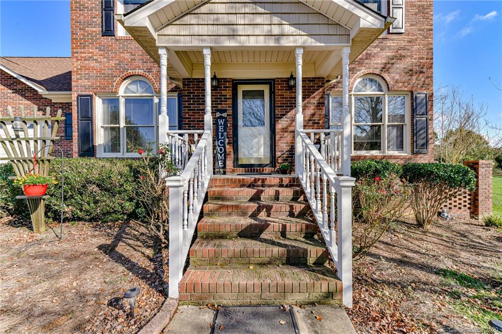 12821 Pine Bluff Road Midland, NC 28107 - Photo 4 of 42 Gallery Image 4