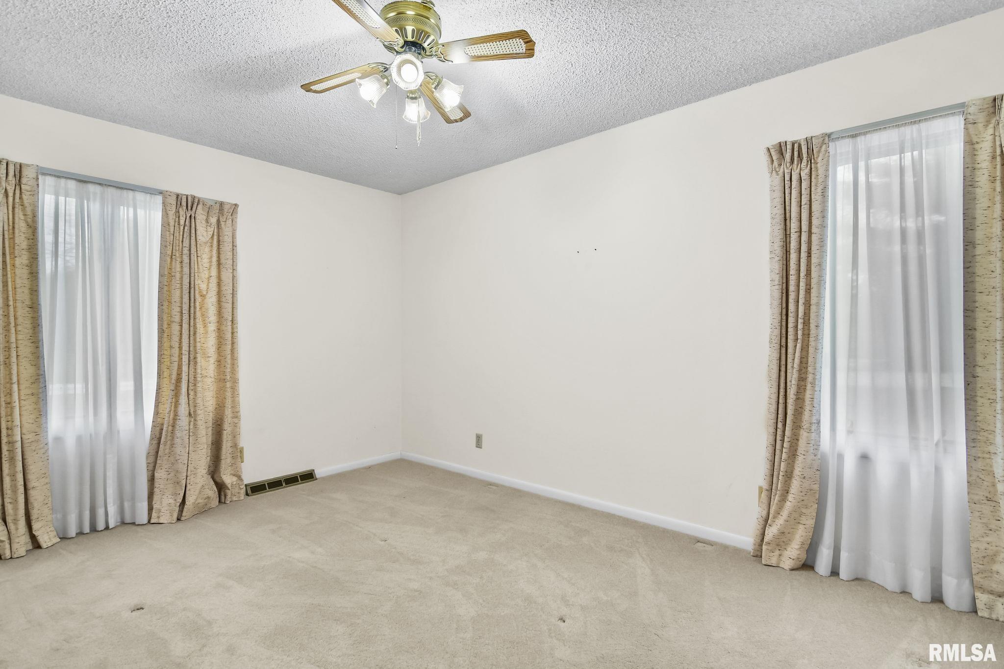 290 Trillium Lane Springfield, IL 62707 - Photo 21 of 43 Gallery Image 21