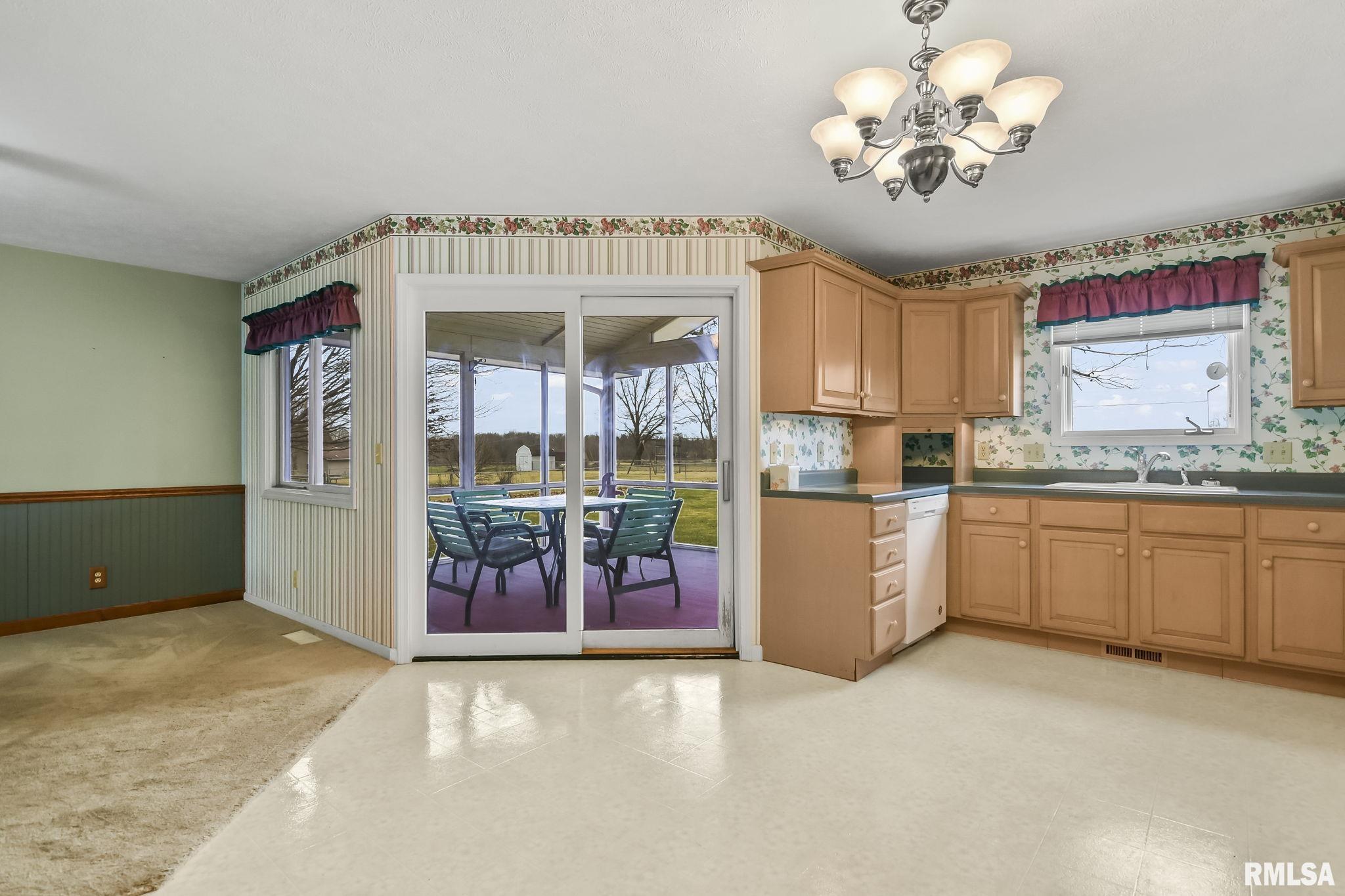 290 Trillium Lane Springfield, IL 62707 - Photo 10 of 43 Gallery Image 10