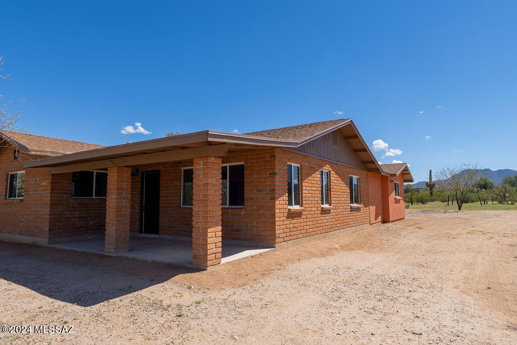 11901 West Picture Rocks Road Tucson, AZ 85743 - Photo 4 of 27 Gallery Image 4