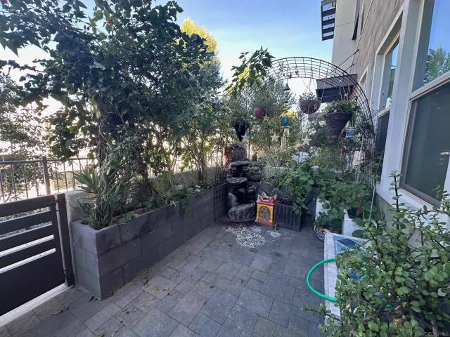 $4,350 | 16755 Coyote Bush Drive, Unit 93, San Diego, CA 92127