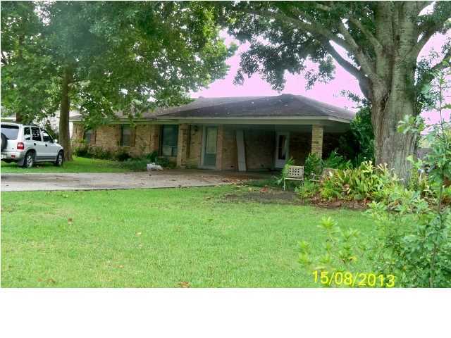 307 Interlude Road New Iberia, LA 70563 - Photo 1 of 2 Primary Photo