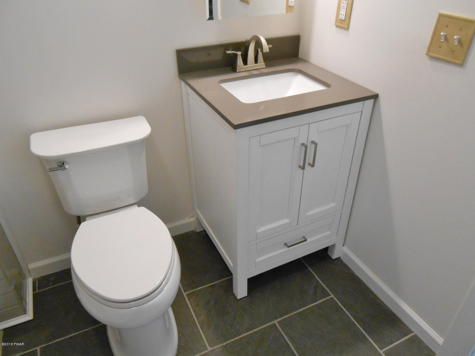 579 Rowland Road Greeley, PA 18425 - Photo 32 of 44 27A-New Fixtures