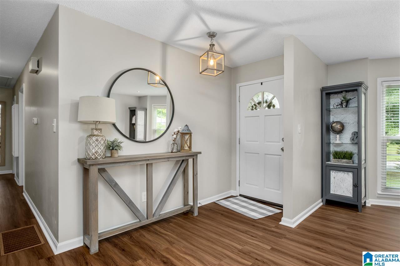 443 Cahaba Landings Road Birmingham, AL 35210 - Photo 8 of 47 Gallery Image 8