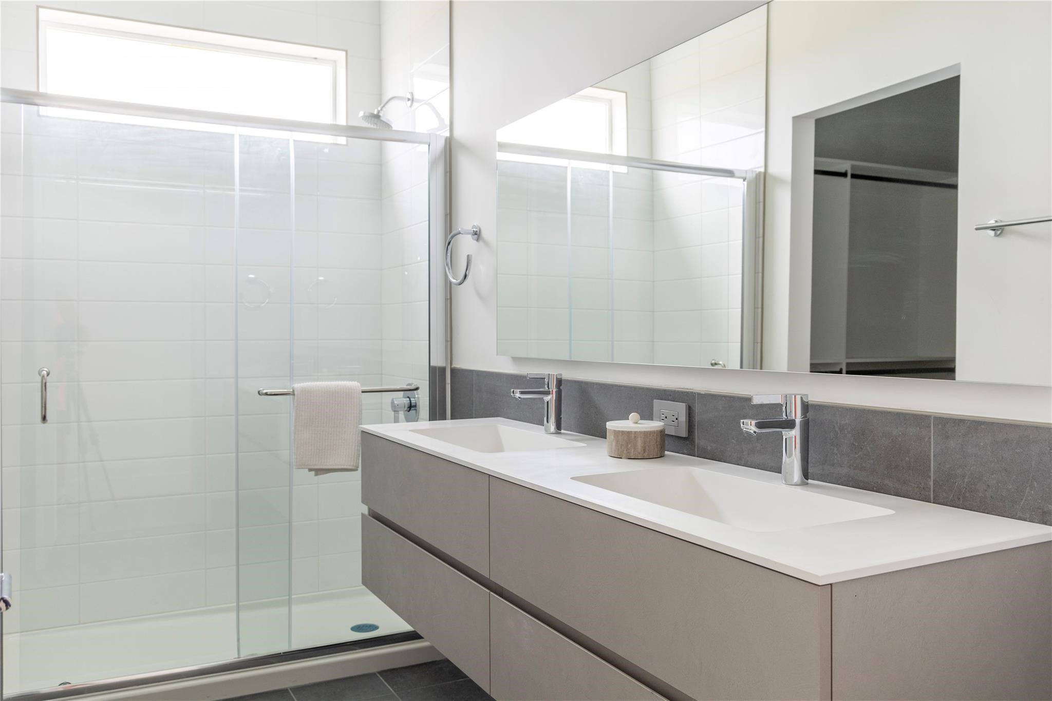 175 Vineyard View Trail Carmine, TX 78932 - Photo 12 of 27 a bathroom with a sink and a mirror