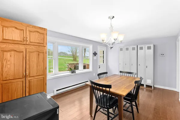 $1,098,890 | 38768 Eudora Lane, Hamilton, VA 20158
