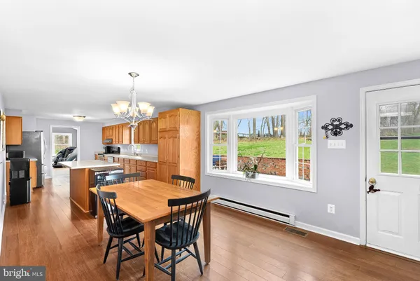 $1,098,890 | 38768 Eudora Lane, Hamilton, VA 20158