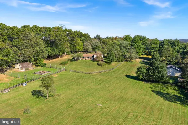 $1,098,890 | 38768 Eudora Lane, Hamilton, VA 20158