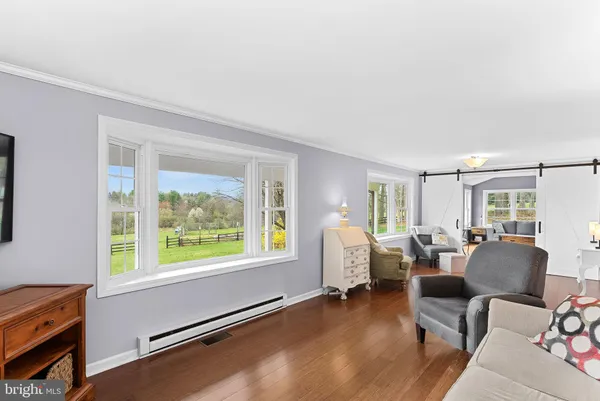 $1,098,890 | 38768 Eudora Lane, Hamilton, VA 20158