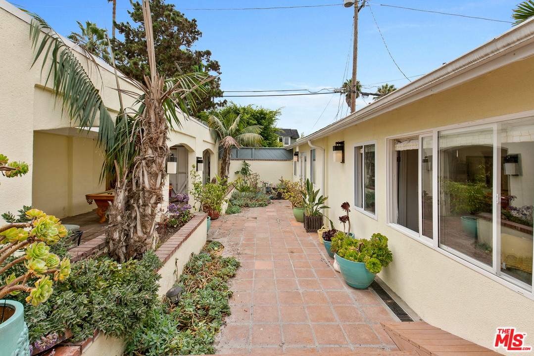 2923 Grayson Avenue Venice, CA 90291 - Photo 27 of 28