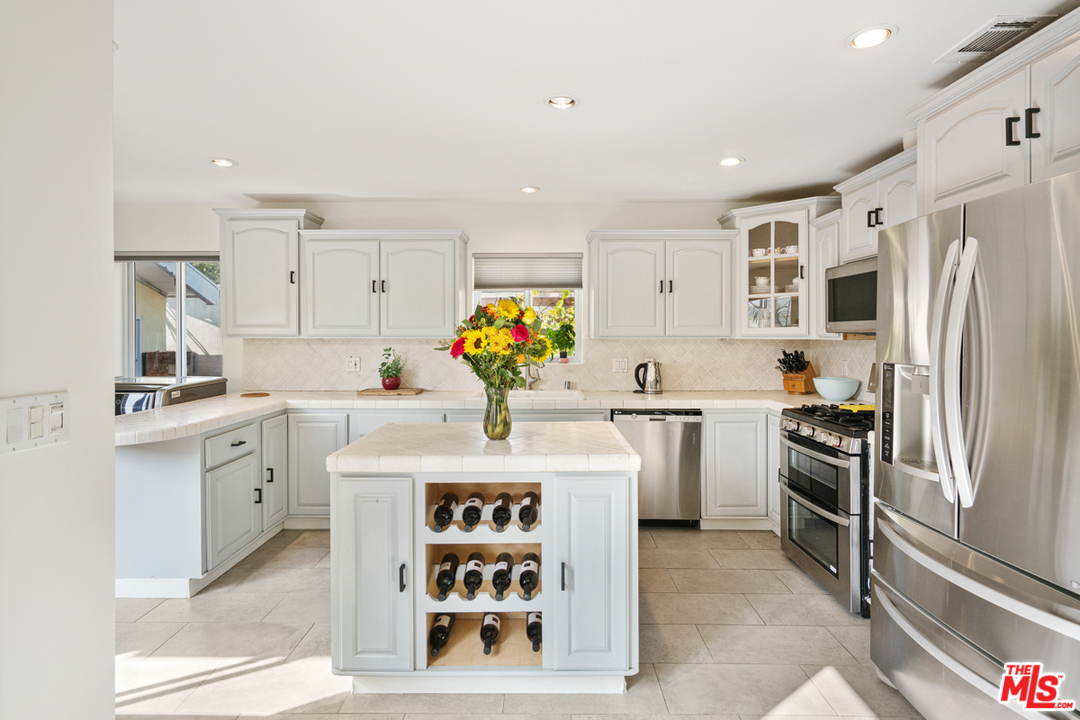 2923 Grayson Avenue Venice, CA 90291 - Photo 8 of 28