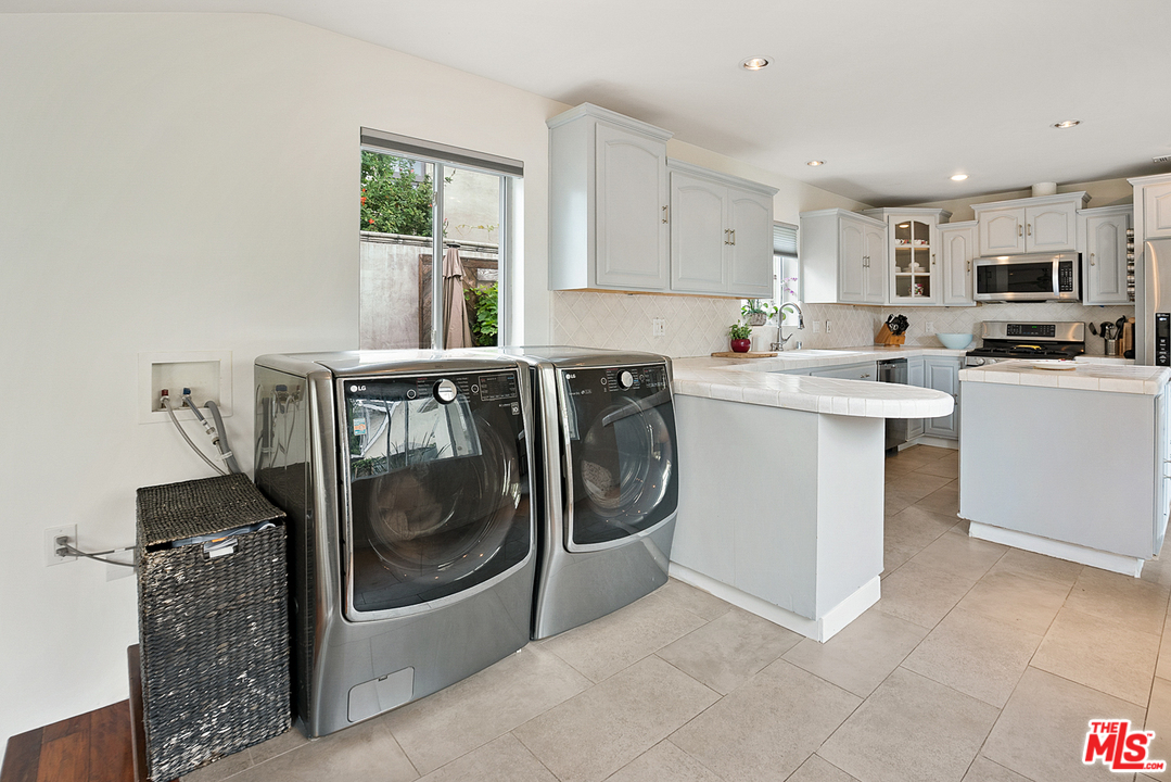 2923 Grayson Avenue Venice, CA 90291 - Photo 10 of 28