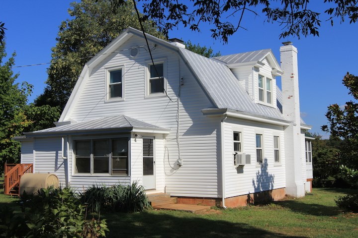 7088 Shamrock Farm Road Crozet, VA 22932 - Photo 2 of 21 Gallery Image 2