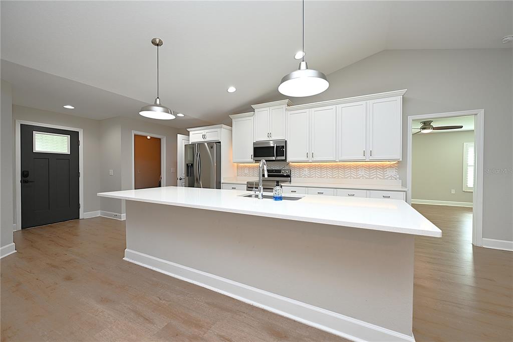 4435 Lake Hancock Road Lakeland, FL 33812 - Photo 7 of 47