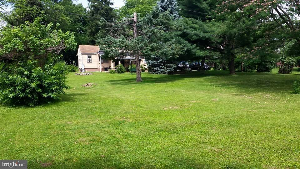 117 Locust Road Mountville, PA 17554 - Photo 17 of 23 Gallery Image 17