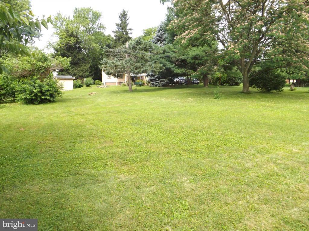117 Locust Road Mountville, PA 17554 - Photo 20 of 23 Gallery Image 20