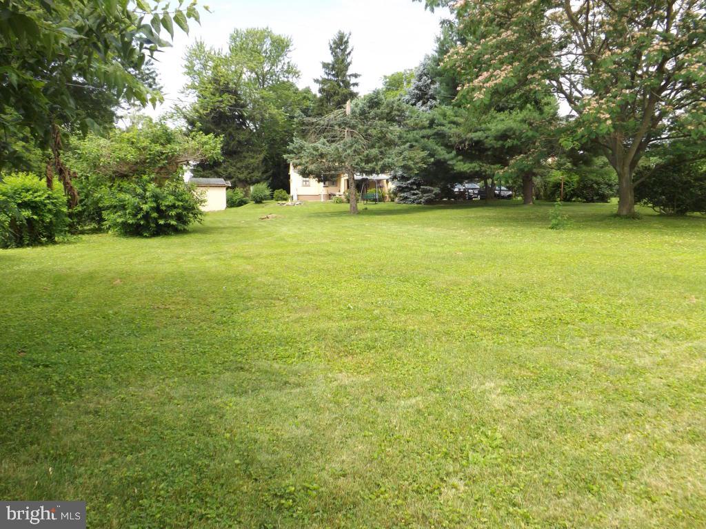 117 Locust Road Mountville, PA 17554 - Photo 21 of 23 Gallery Image 21