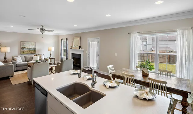 $419,900 | 1234 Solstice Drive, Powell, TN 37849