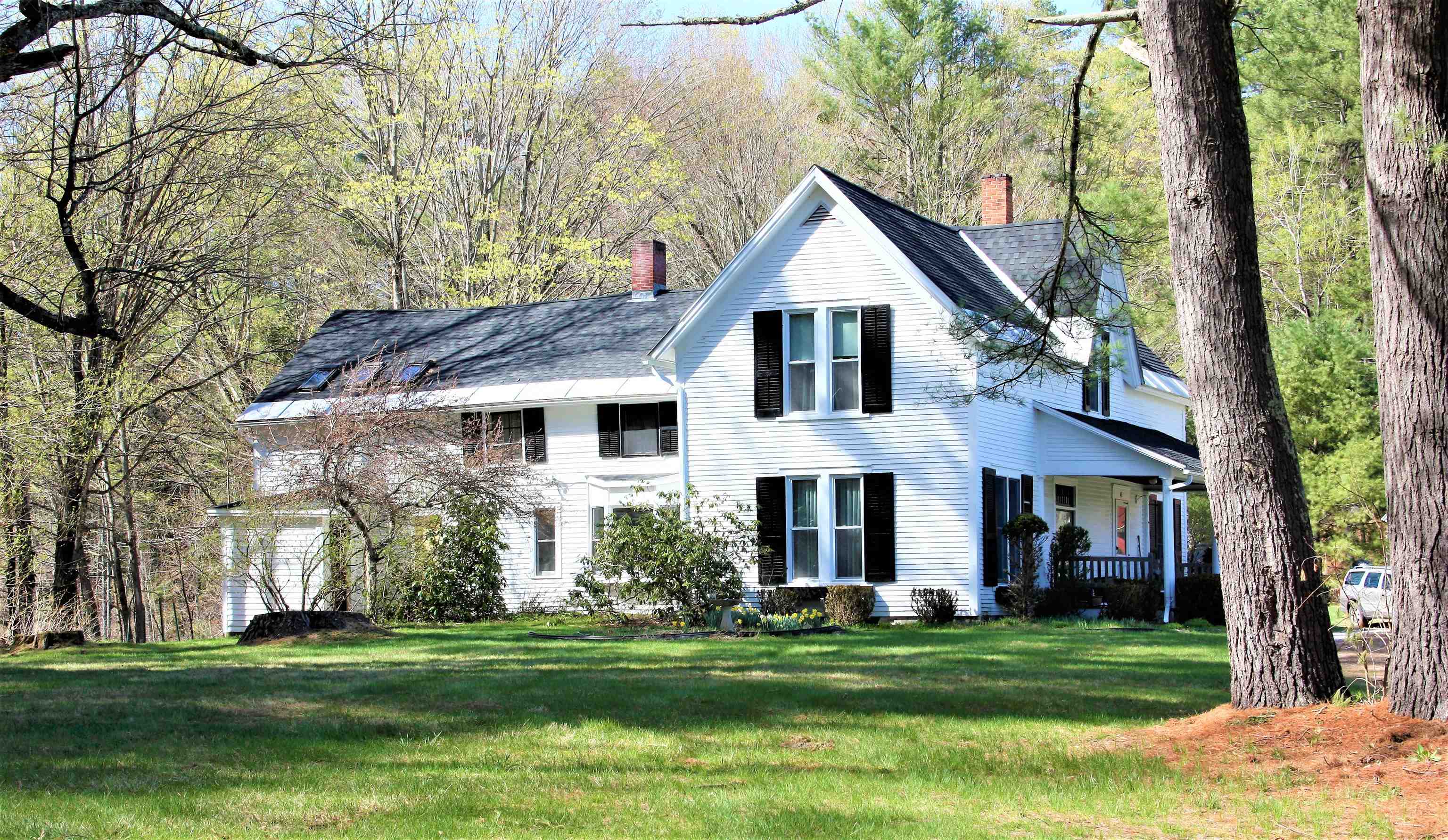 411 Furnace Road Pittsford, VT 05763 - Photo 3 of 24