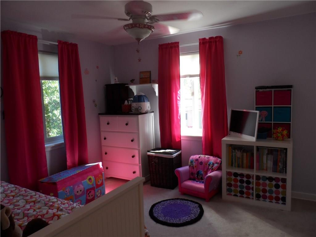307 Byron Road Pittsburgh, PA 15237 - Photo 18 of 25 Gallery Image 18