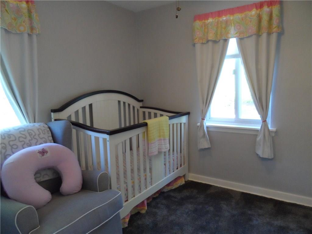 307 Byron Road Pittsburgh, PA 15237 - Photo 19 of 25 Third bedroom