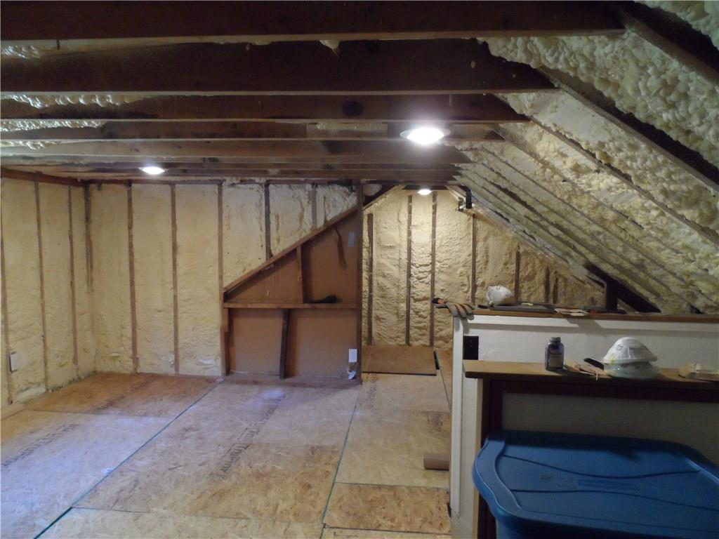307 Byron Road Pittsburgh, PA 15237 - Photo 20 of 25 Gallery Image 20