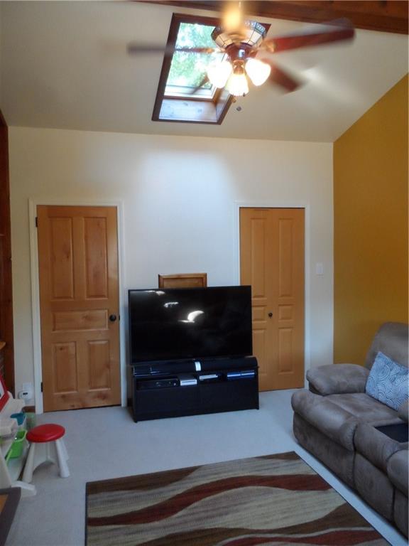 307 Byron Road Pittsburgh, PA 15237 - Photo 9 of 25 Gallery Image 9