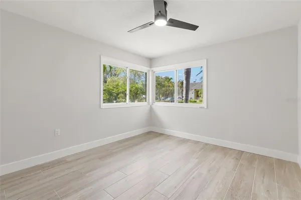 $874,900 | 109 13th Street, Belleair Beach, FL 33786