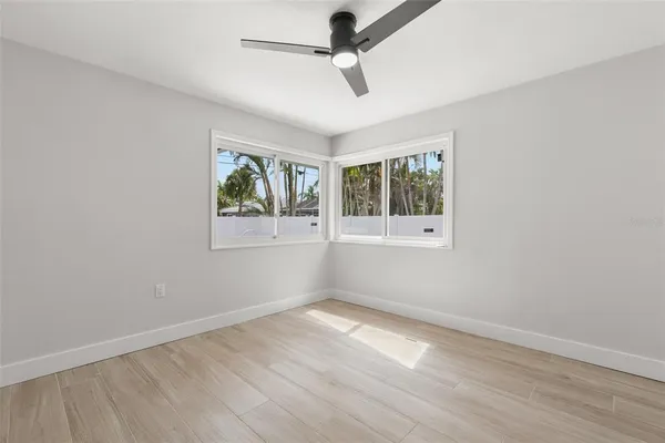 $874,900 | 109 13th Street, Belleair Beach, FL 33786