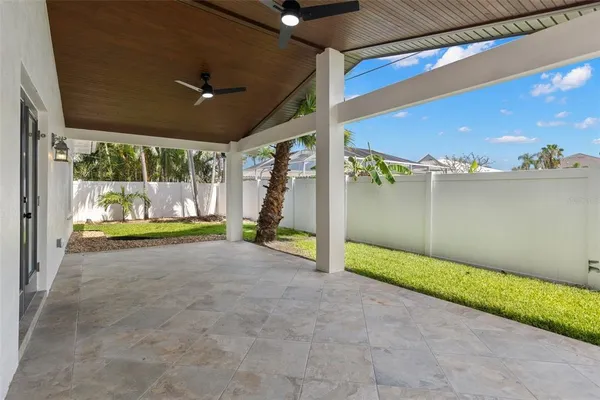 $874,900 | 109 13th Street, Belleair Beach, FL 33786