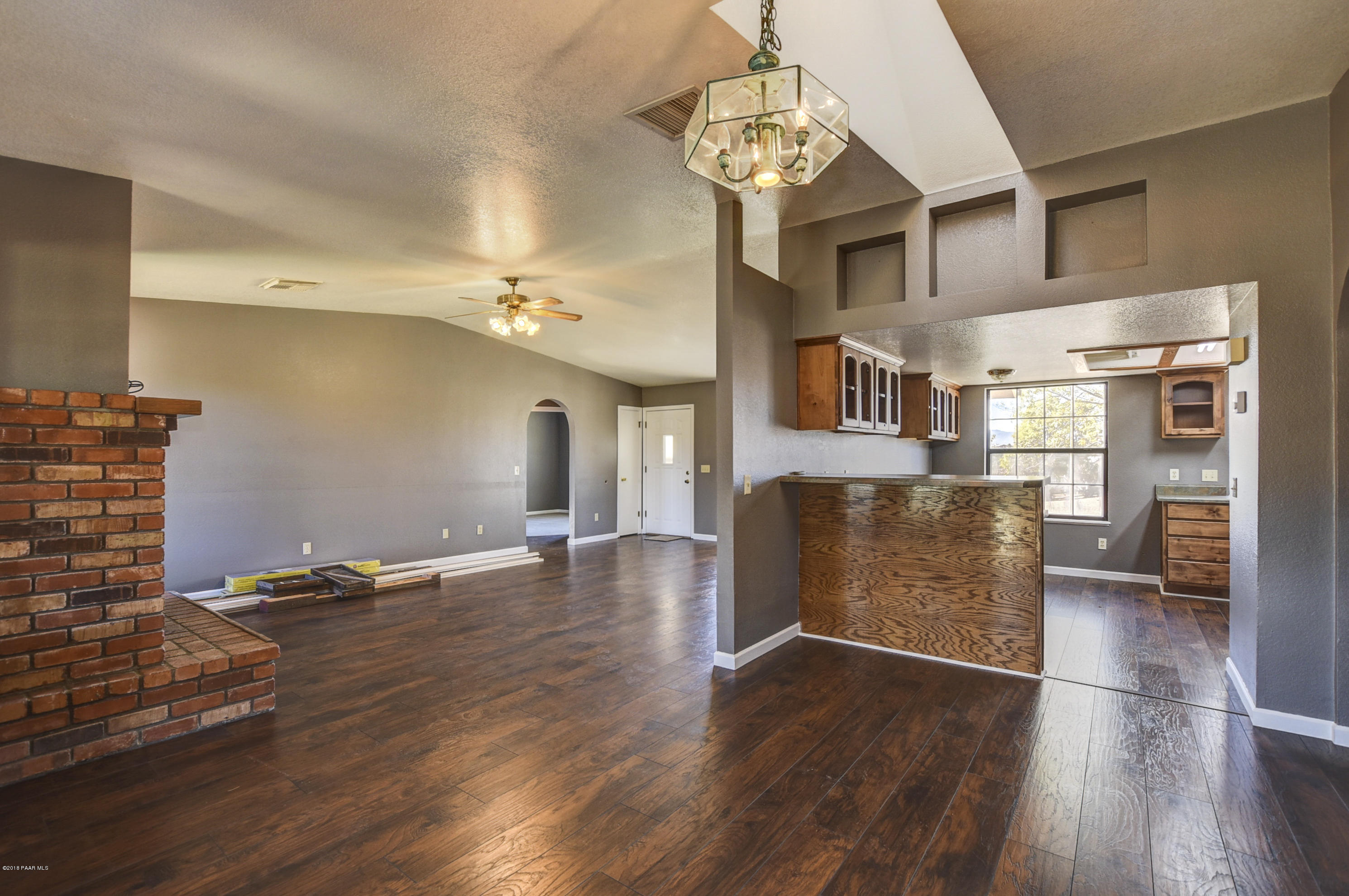 17540 East Jackrabbit Road Mayer, AZ 86333 - Photo 11 of 25 Dining Room 2