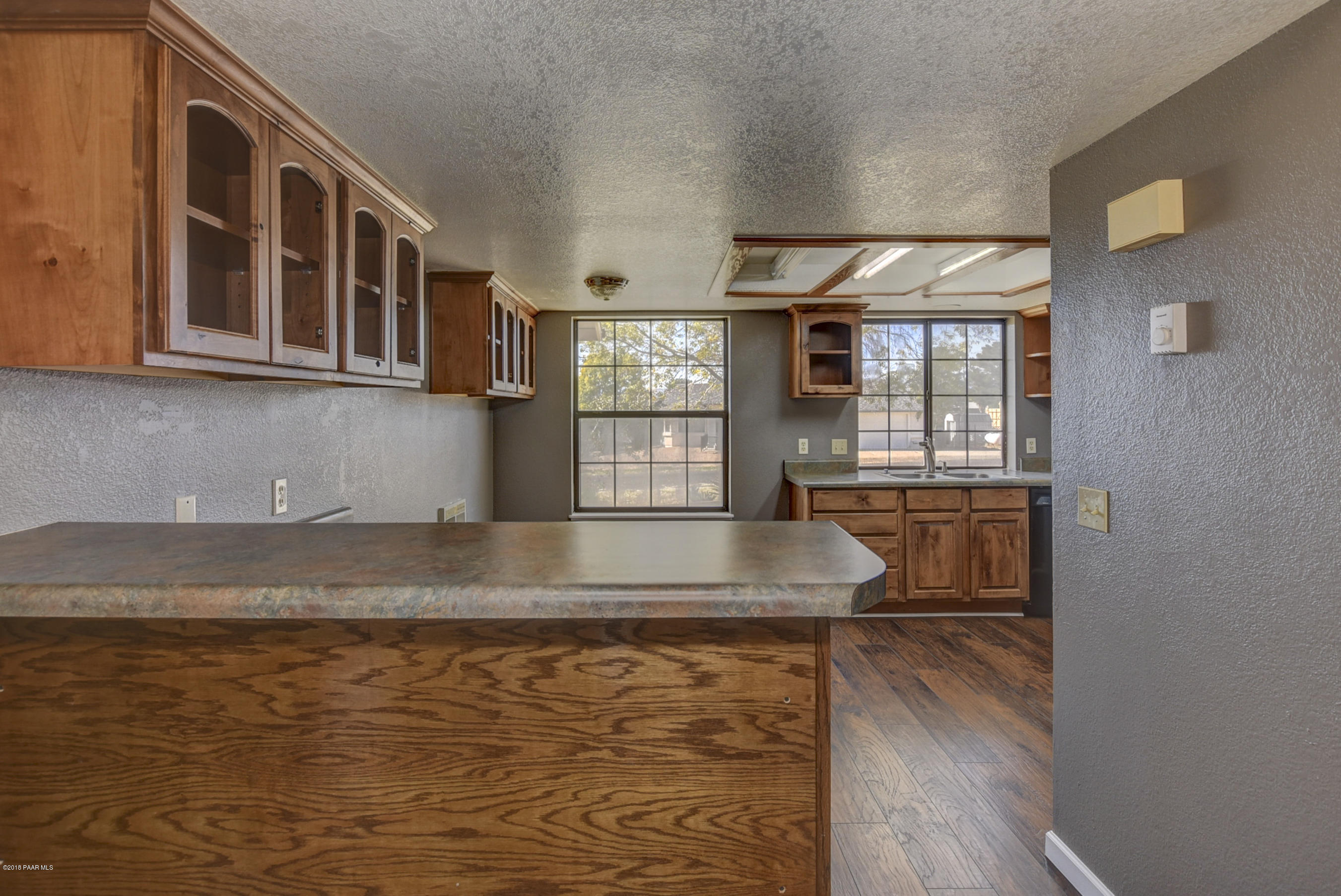 17540 East Jackrabbit Road Mayer, AZ 86333 - Photo 12 of 25 Kitchen 1