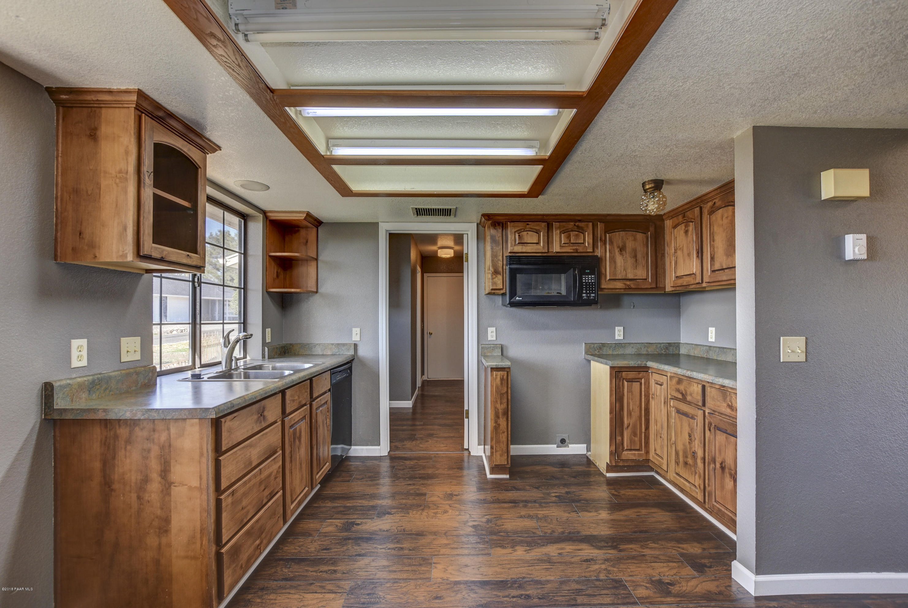 17540 East Jackrabbit Road Mayer, AZ 86333 - Photo 13 of 25 Kitchen 2