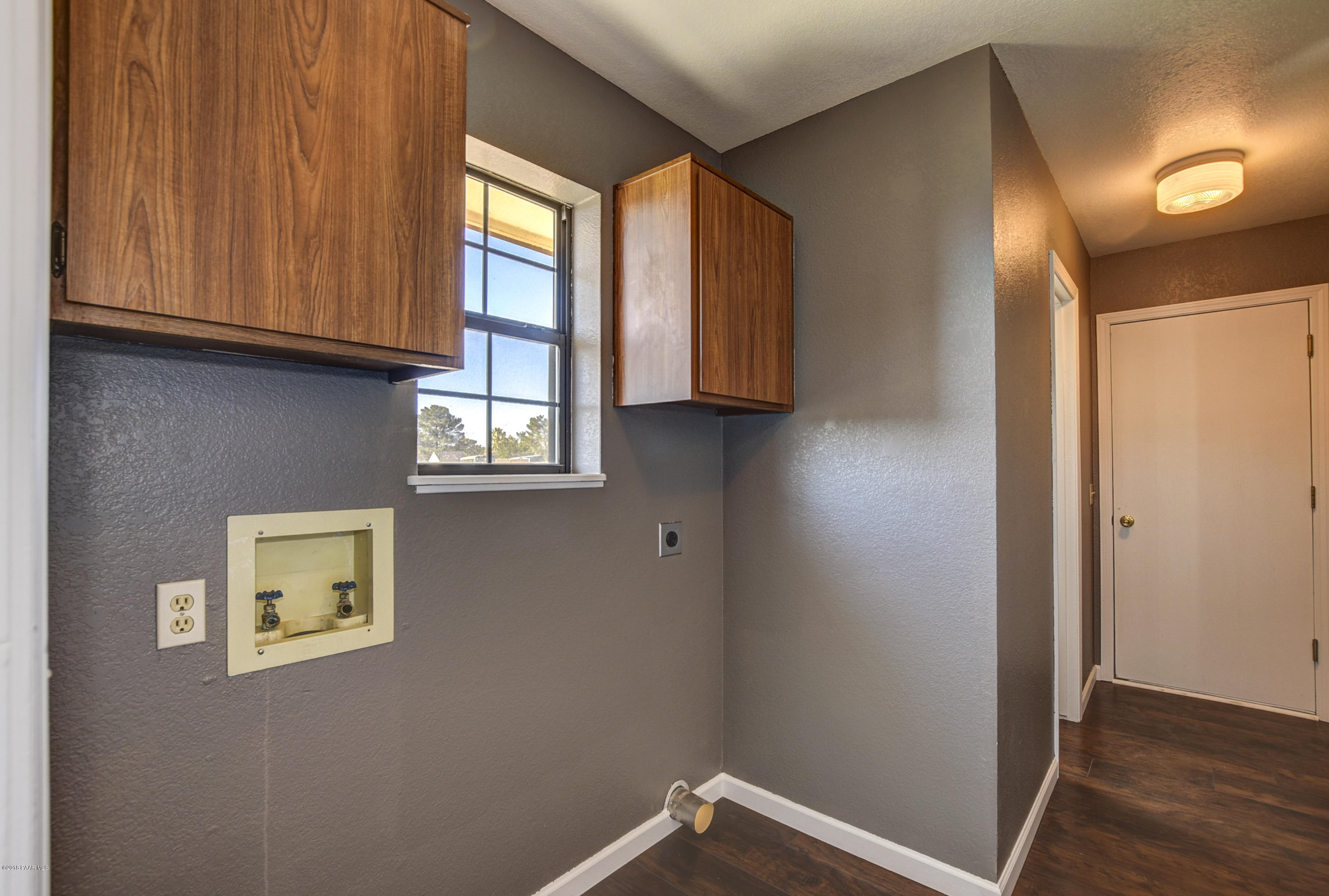 17540 East Jackrabbit Road Mayer, AZ 86333 - Photo 25 of 25 Laundry Room 1