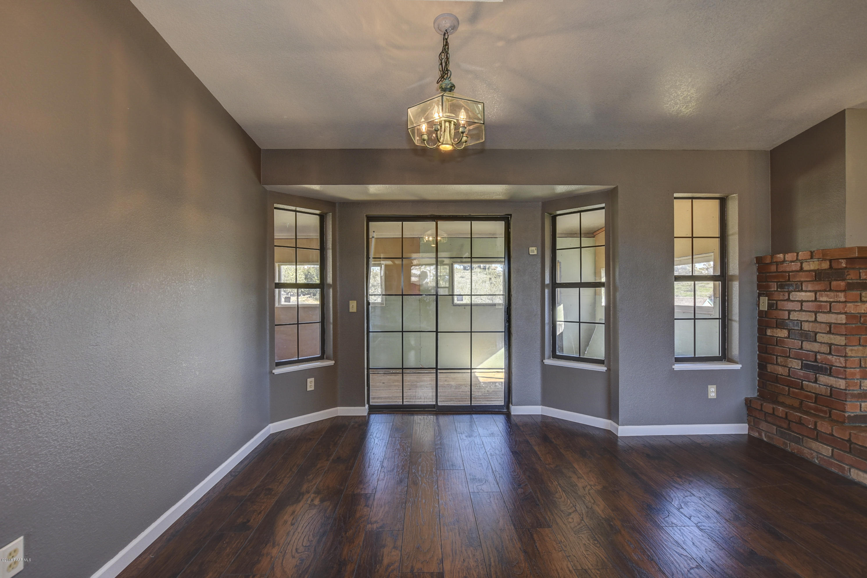 17540 East Jackrabbit Road Mayer, AZ 86333 - Photo 8 of 25 Dining Room 3