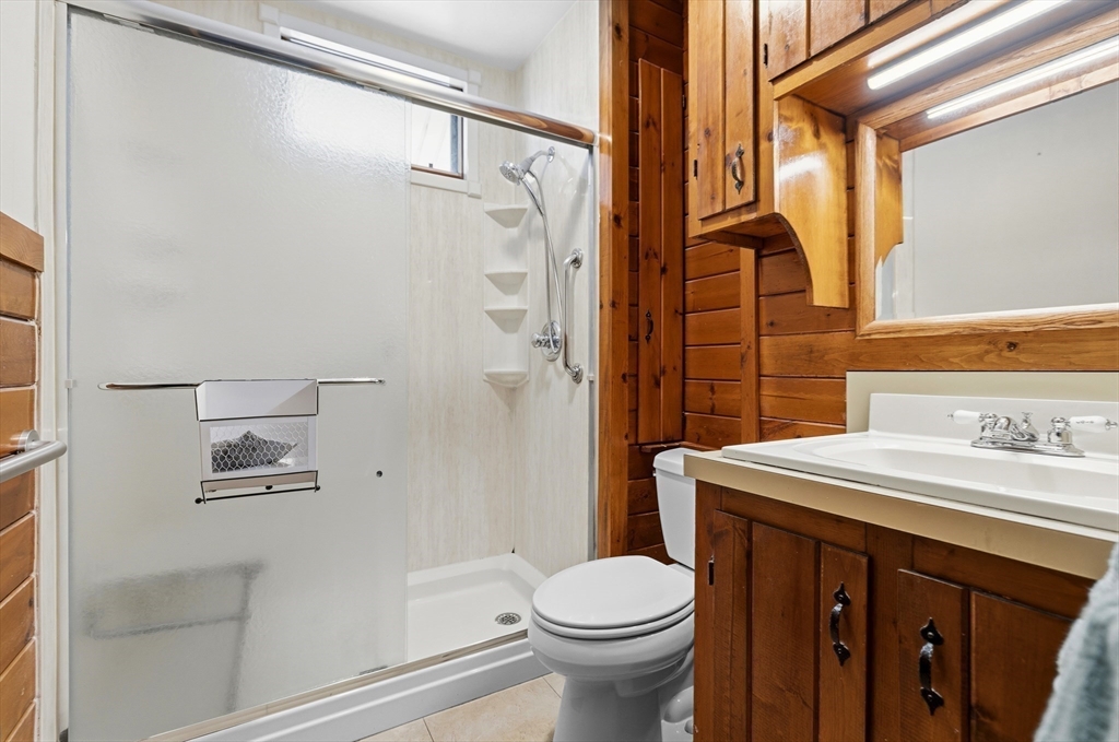 73 Chestnut Street Fairhaven, MA 02719 - Photo 24 of 42