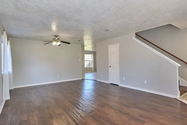 $2,000 | 219 Fort Sumter Court, Richmond, TX 77469