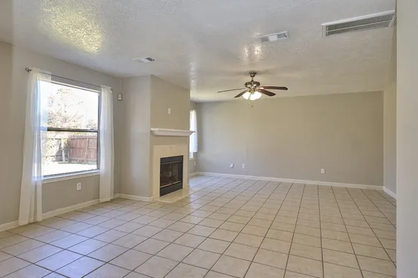 $2,000 | 219 Fort Sumter Court, Richmond, TX 77469